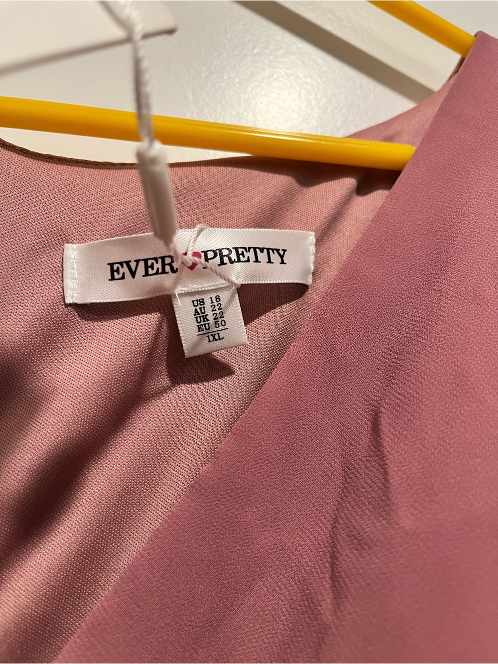 Ever Pretty - Picture 2 of 2